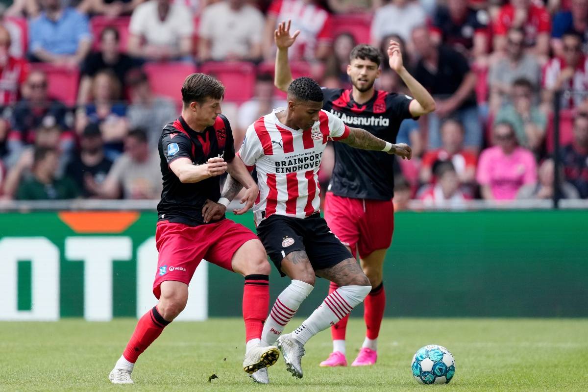 球队助威时 球队助威时