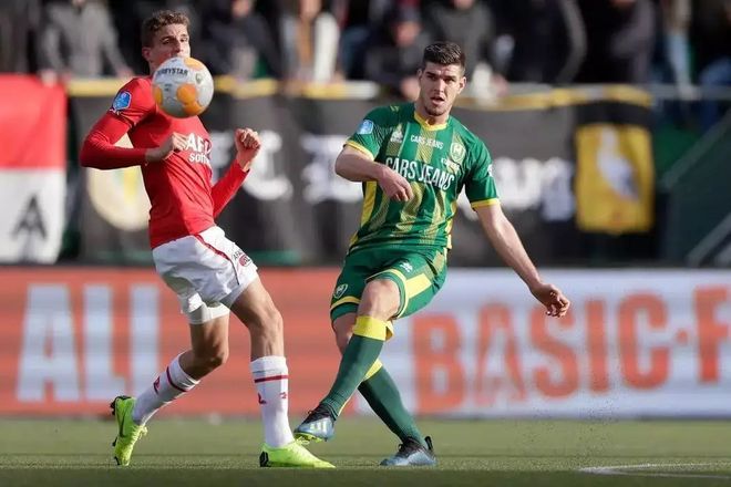 与中场的联 与中场的联