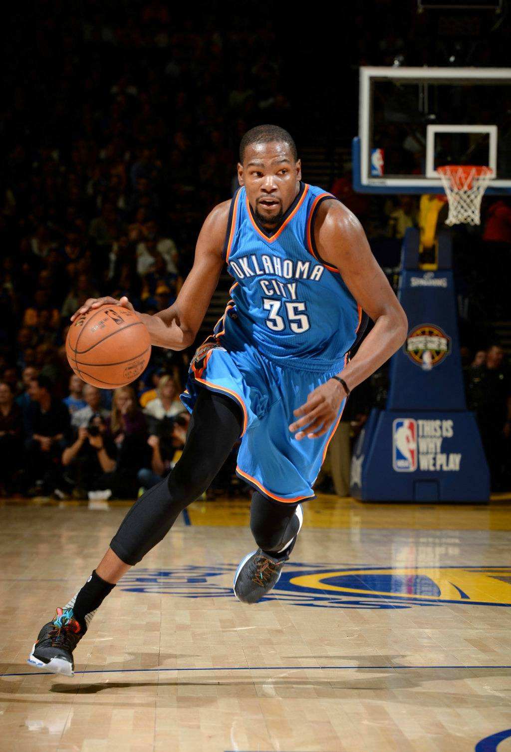 更高的篮球 更高的篮球