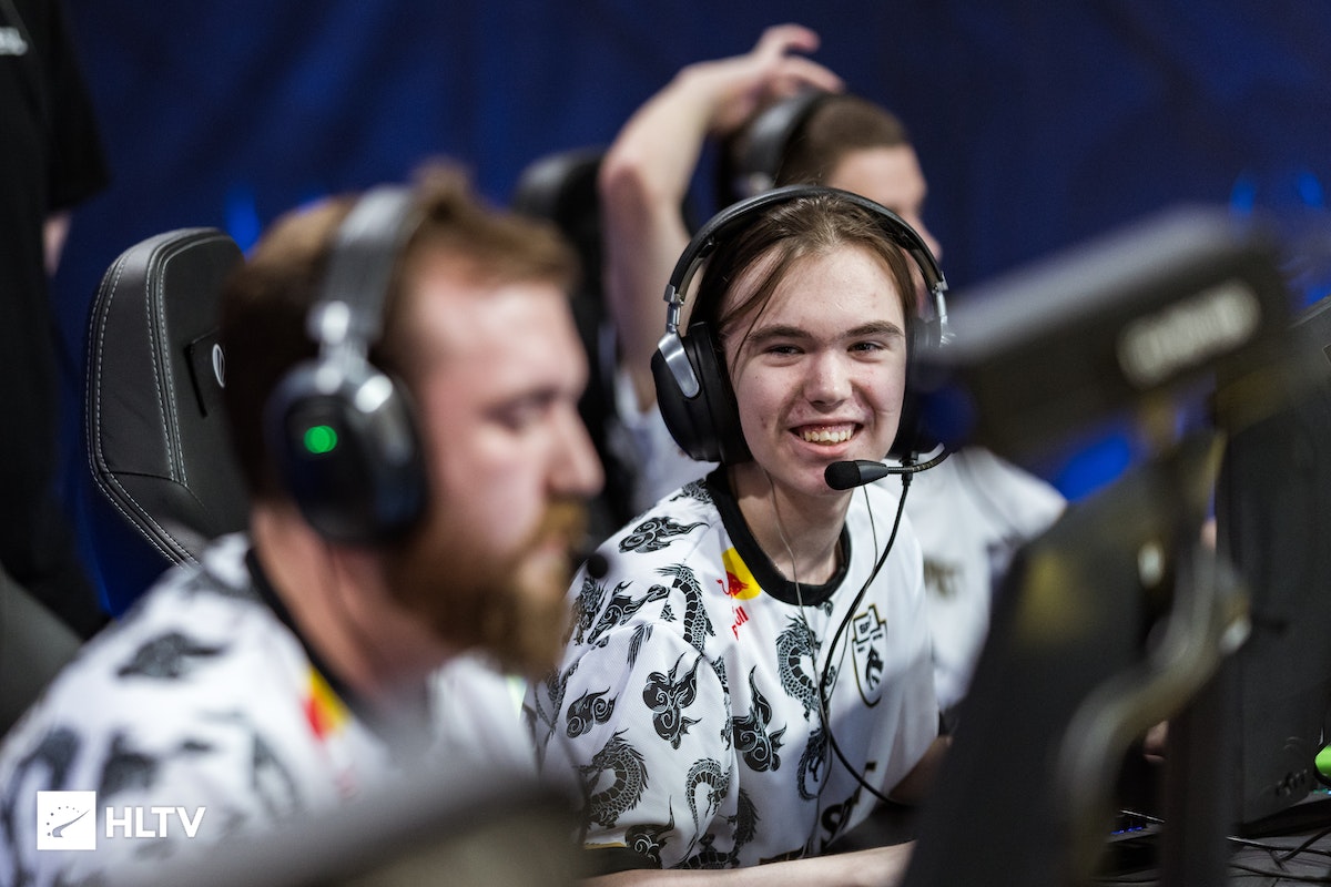 智和在赛前 智和在赛前